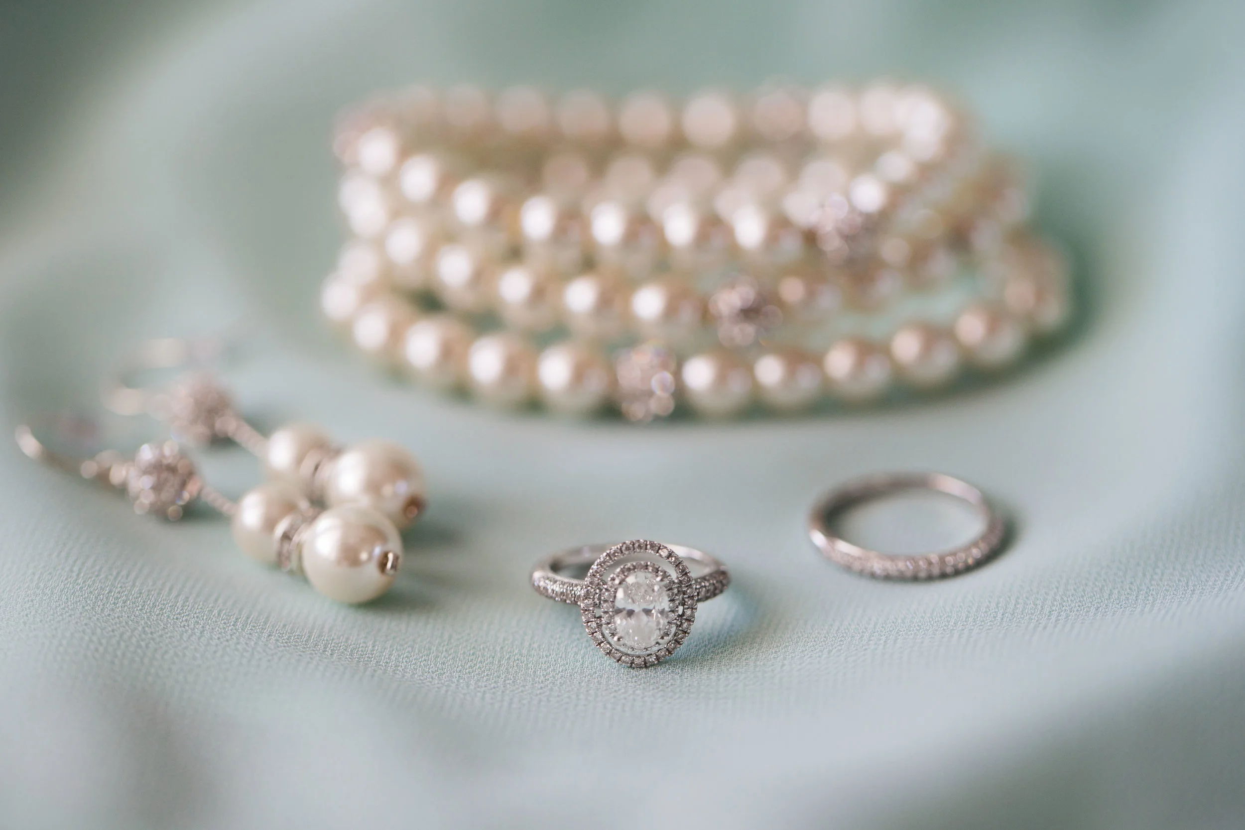 Why Hire a Wedding Planner? 