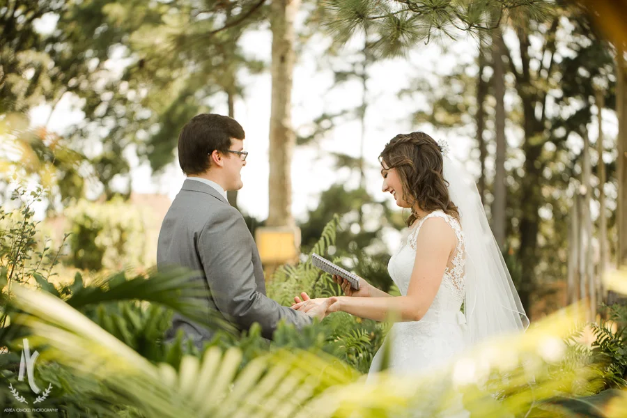 MindyDustinWedding-16.jpg
