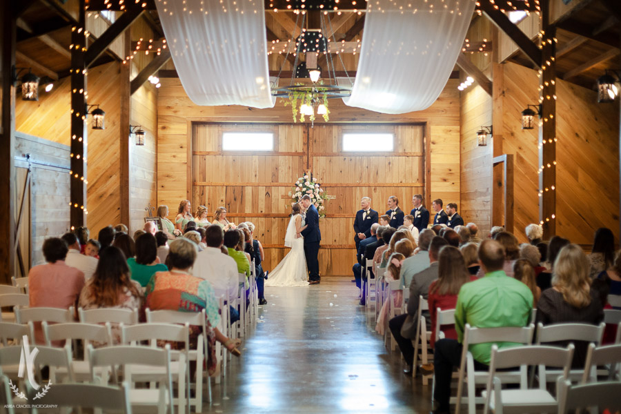 Jodie_Brandon_Wedding_McKenzie_Tennessee_35.jpg