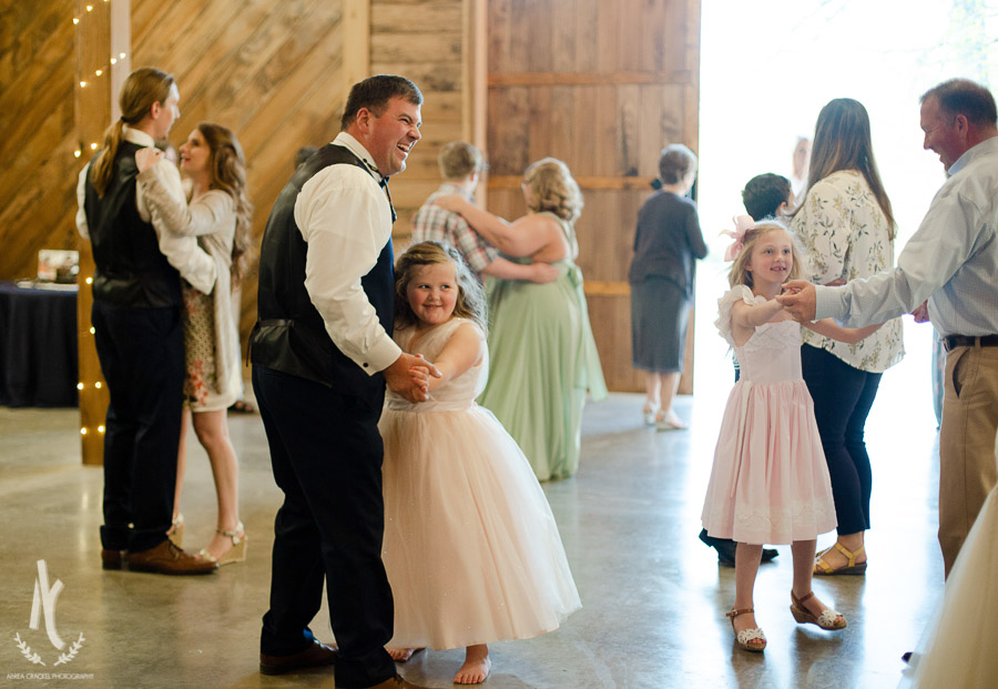 Jodie_Brandon_Wedding_McKenzie_Tennessee_55.jpg