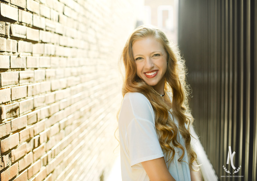 High School Senior portrait of a young lady in Downtown Martin, Tennessee