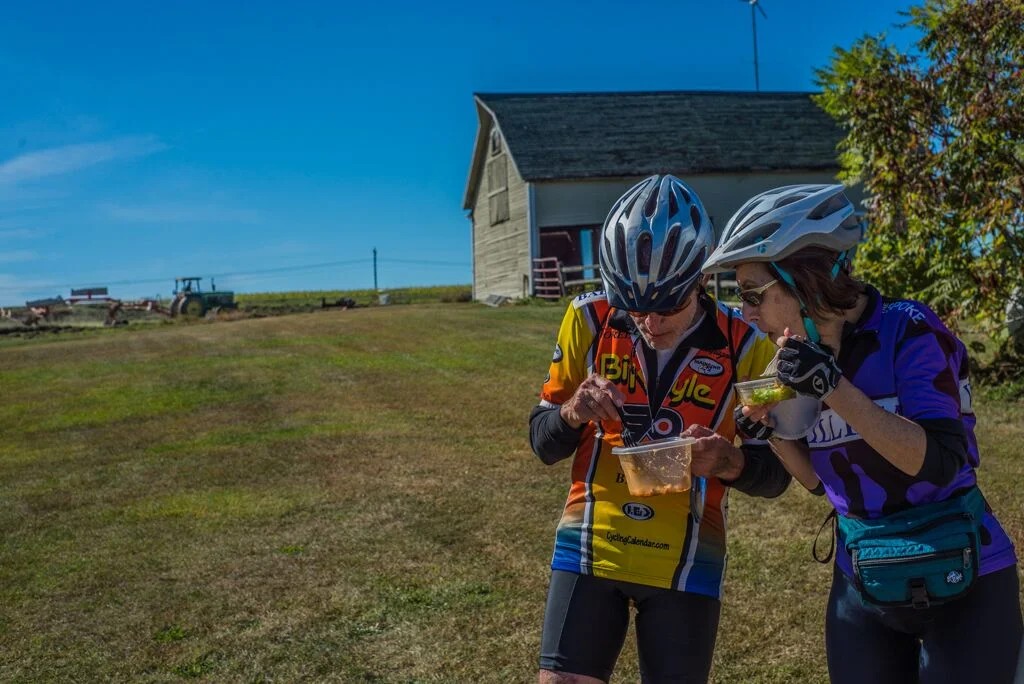 Tour de Farms riders eating.jpeg