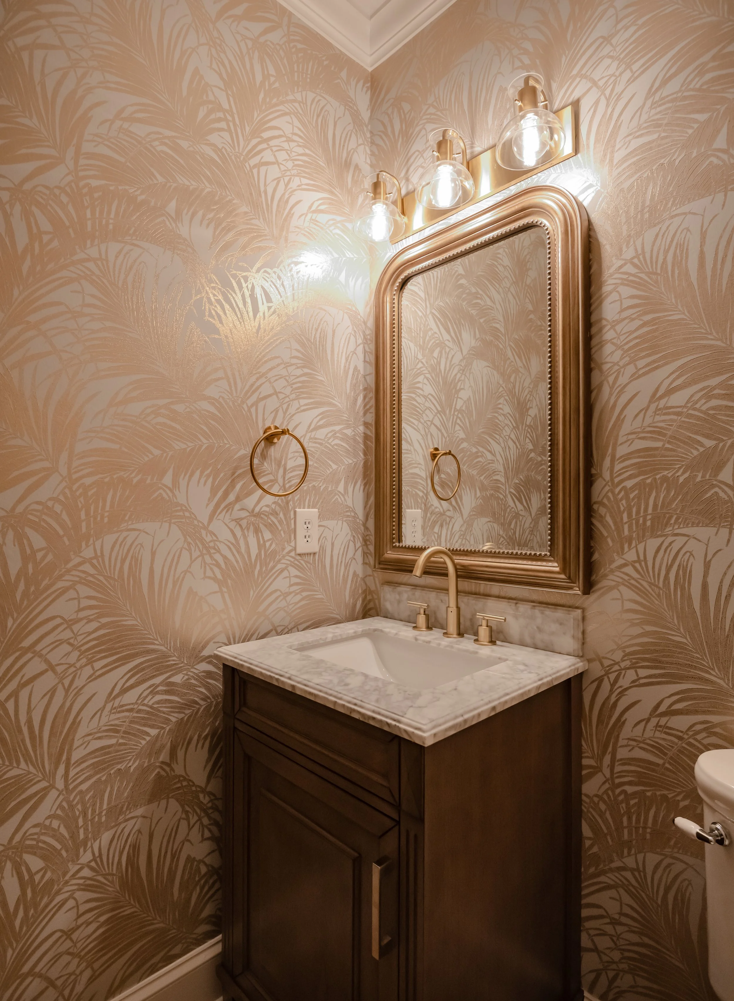 Abbyville Powder Room