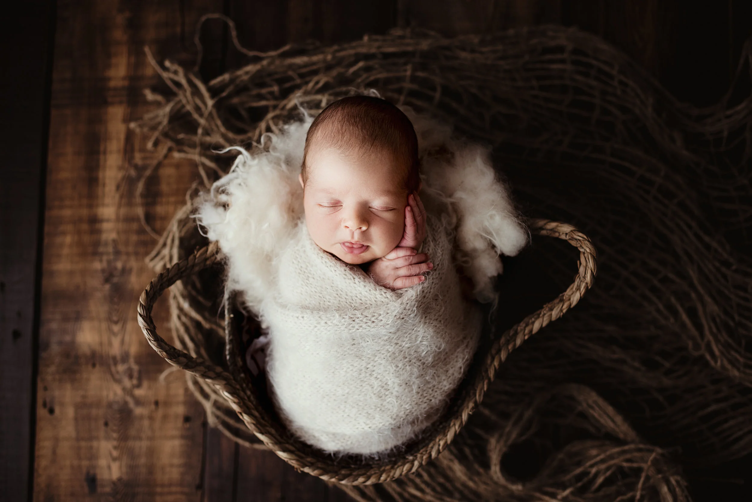 Carter Newborn-1.jpg