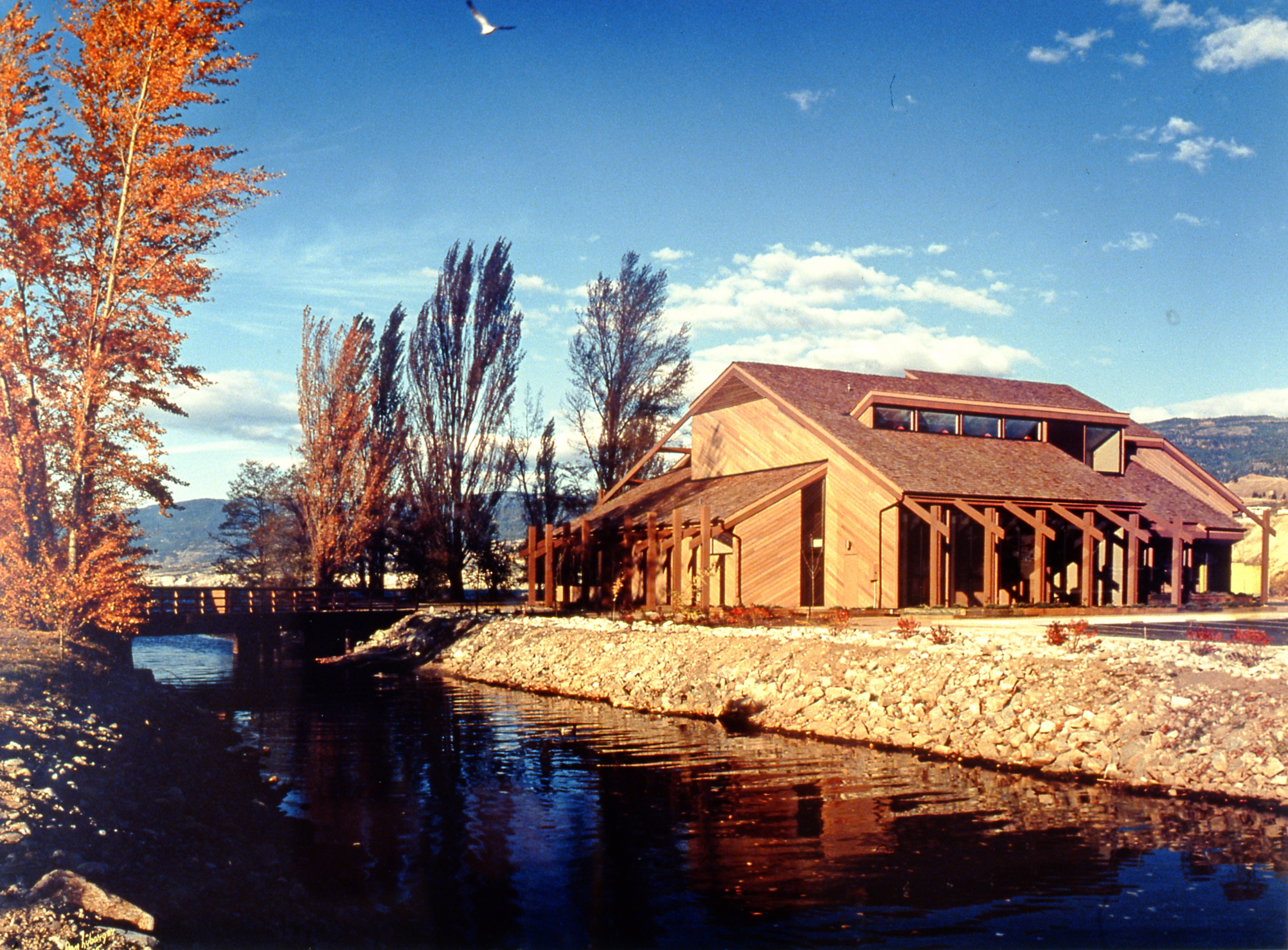 Art Gallery of the South Okanagan , 1985, Dan Lybarger, photo on paper, 42 cm x 58.5 cm, 2003.03.01, gift of the artist