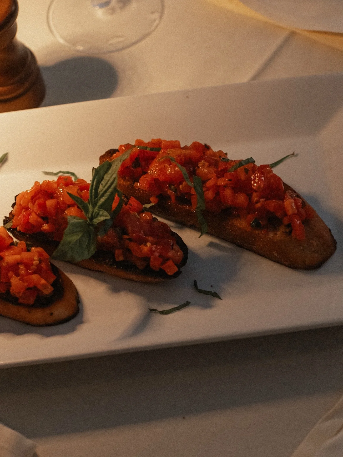 Bruschetta al pomodoro, perfectly toasted, layered with vine-ripened tomatoes and fresh basil ✨ best enjoyed with a chilled cocktail and the glow of Portofino evenings.

Dinner at BiCE Ristorante is not rushed.
It unfolds.

Join us at Loews Portofino