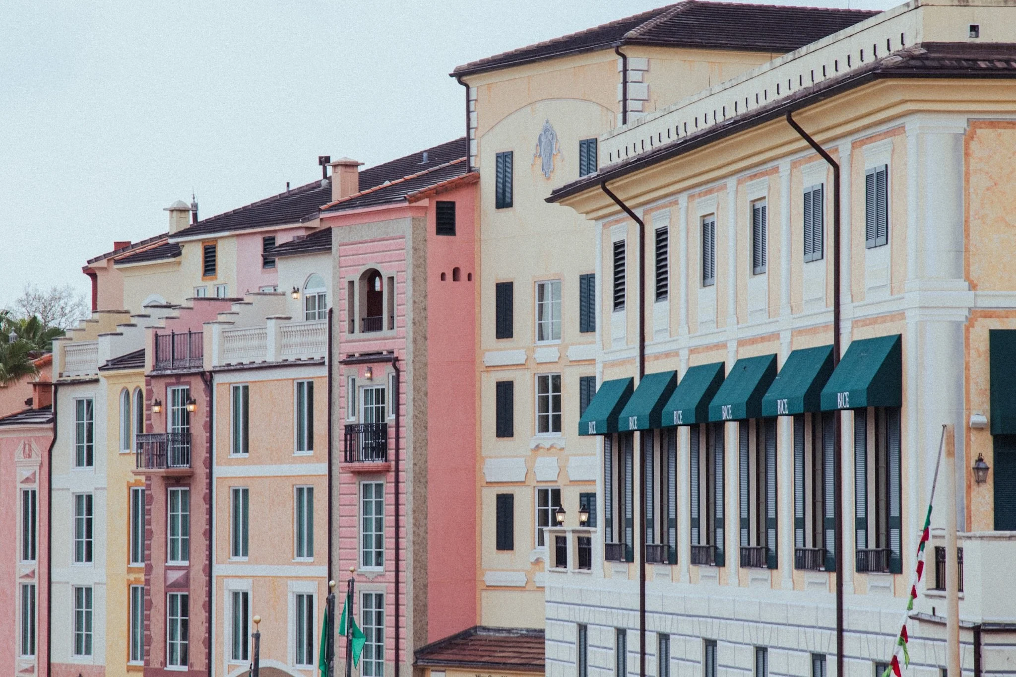 A glimpse of Portofino&hellip; without leaving Orlando 🇮🇹

At BiCE Ristorante, set along the iconic harbor of Loews Portofino Bay, every moment feels like a quiet escape to the Italian Riviera, where pastel facades, waterfront views, and timeless h