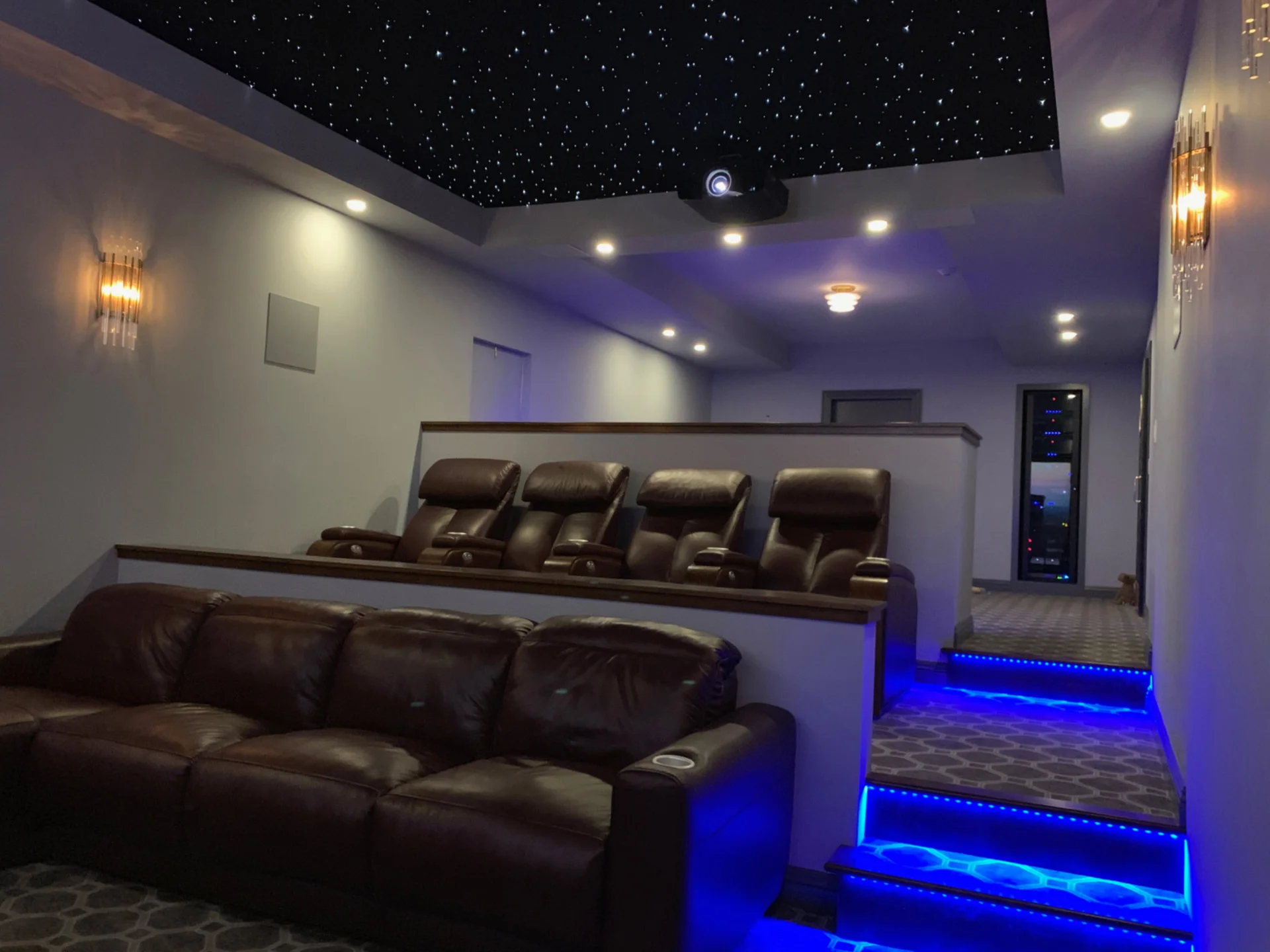 star ceiling theater 2.jpg