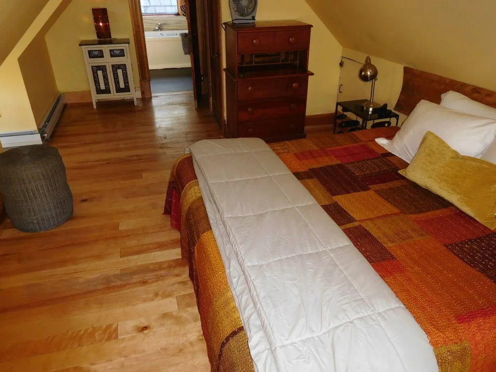 Carriage House upstairs bedroom