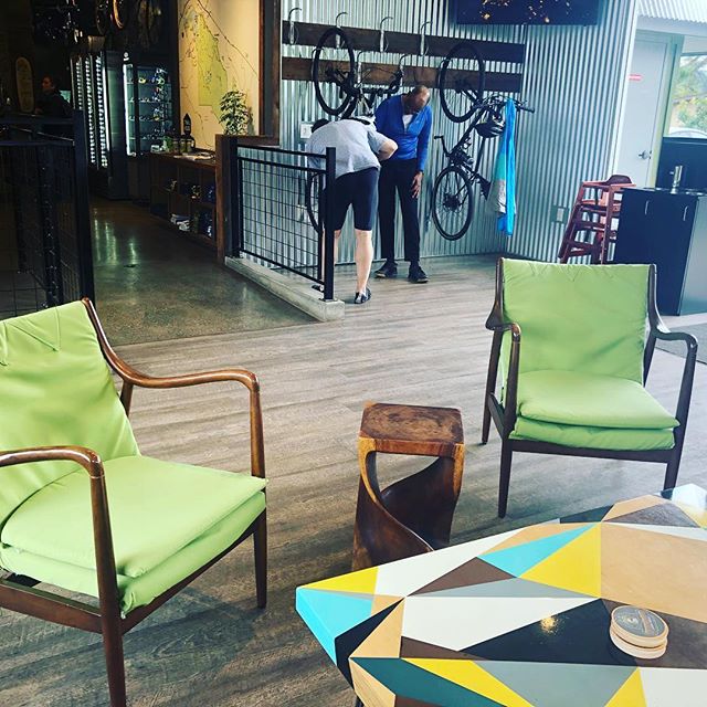 Made some slip covers for these great modern chairs for @trailhousesantarosa so they can wash 🧼 them up after their sweaty and muddy 🚴♀️ biker customers come in for a after ride drink 🍻. Easy zip on and off. Great #sunbrella fabric from @sailrite
#meganselbysews #slipcovers #sewing #customsewing #slo #slosew