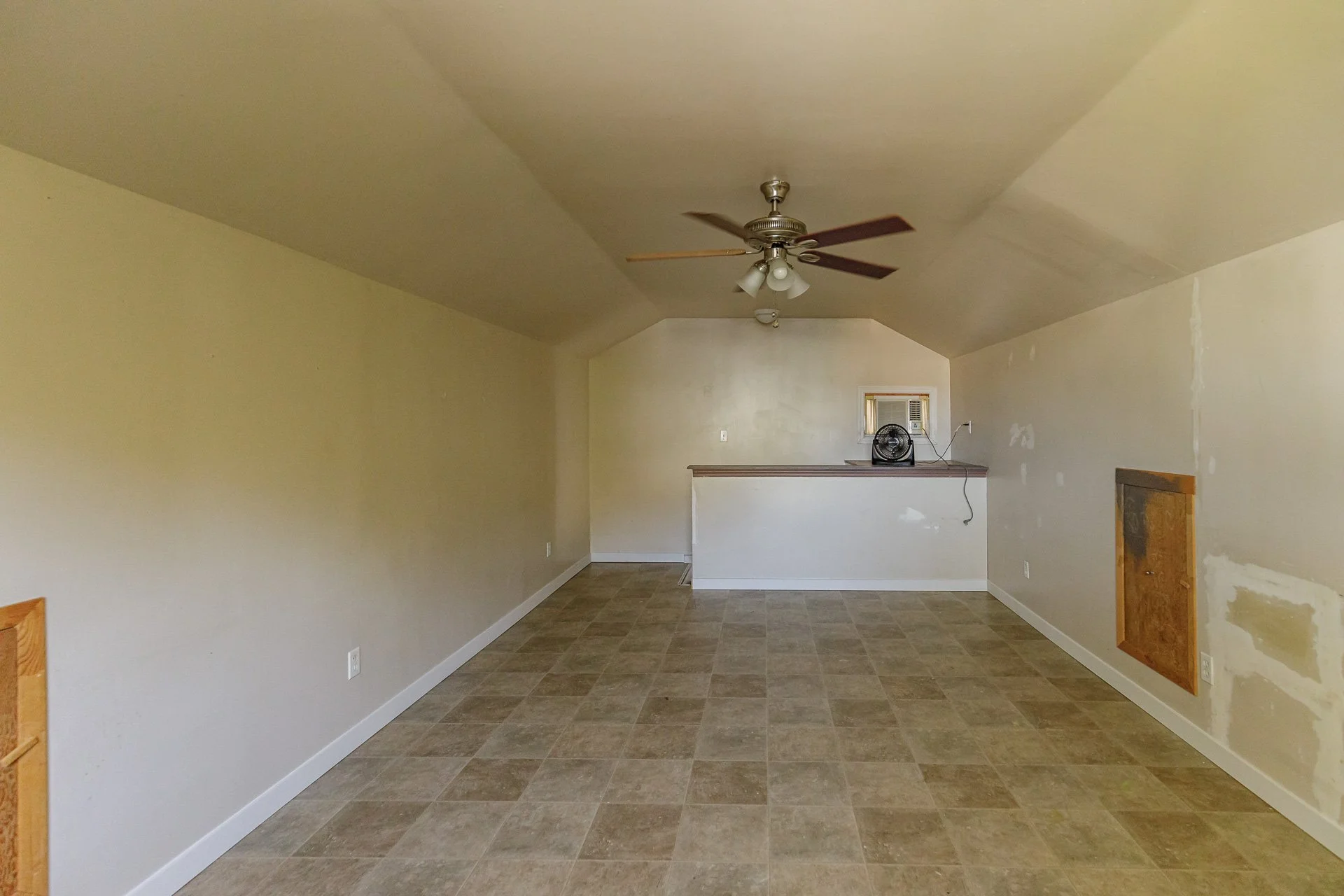 220-117-elm-st--4565-WEB.jpg