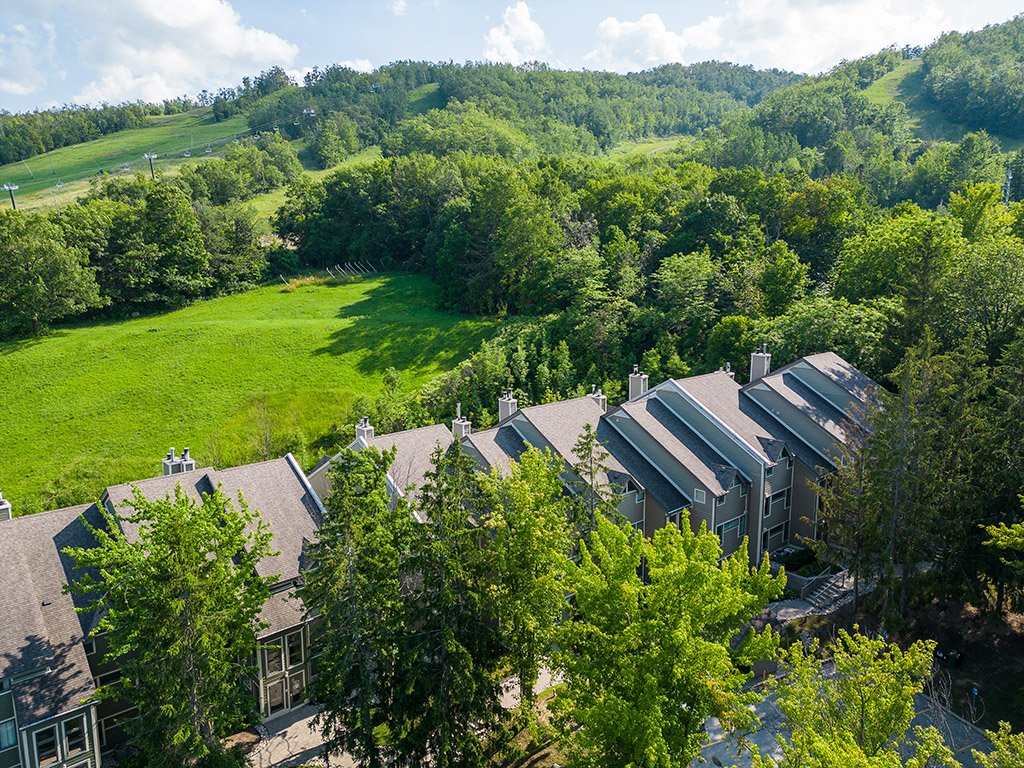 Chateau Ridge Unit 121 MLS and Web 004.jpg