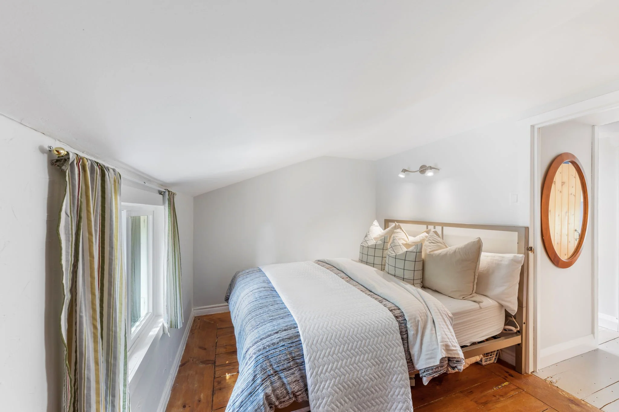 16-web-or-mls-415877 10 line-16.jpg