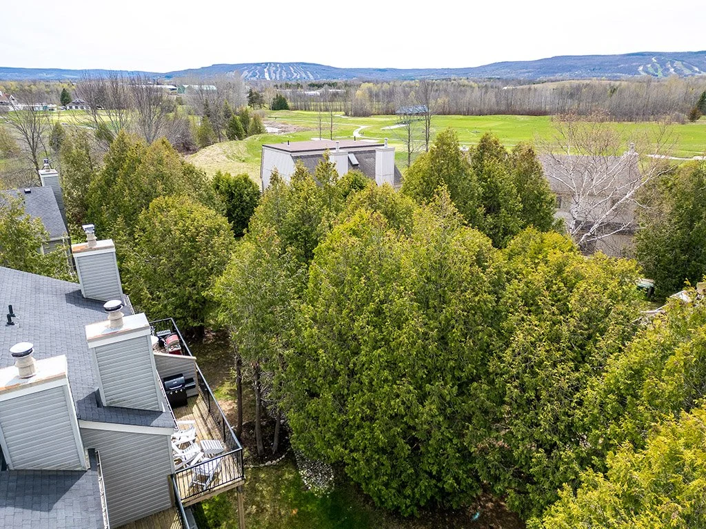 479 Oxbow Crescent Summer MLS and Web 21.jpg