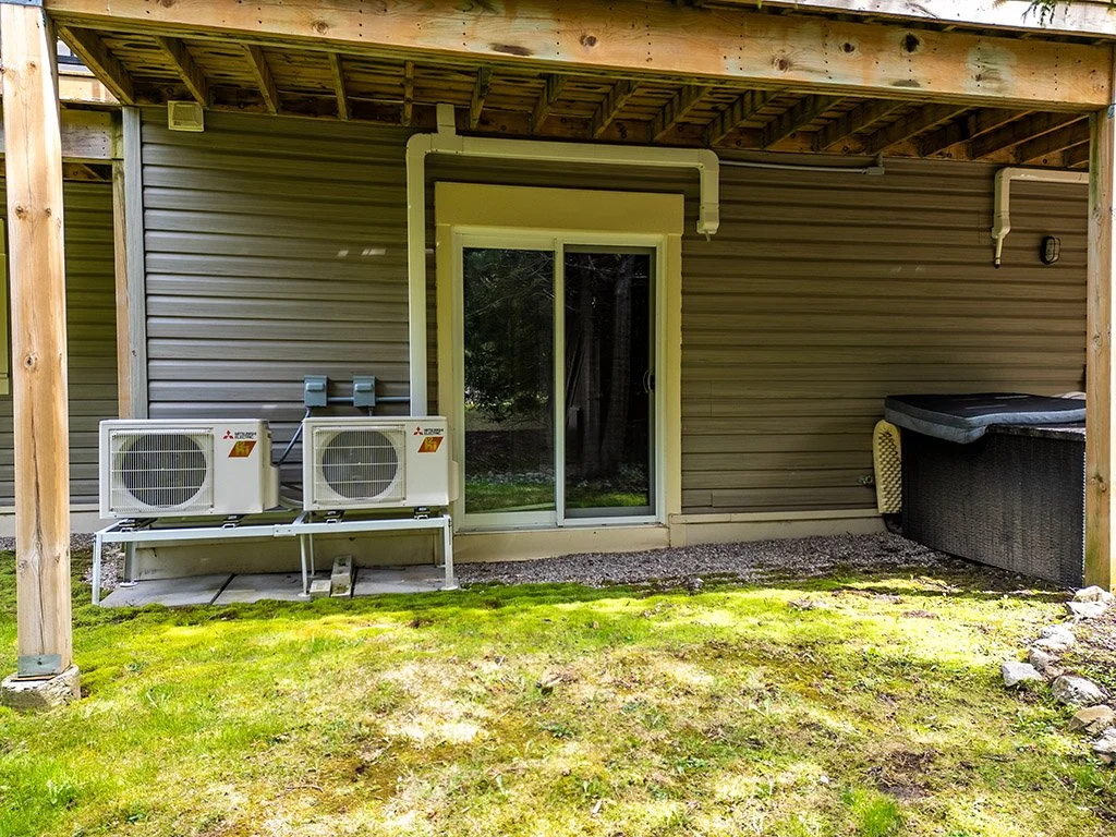 479 Oxbow Crescent Summer MLS and Web 26.jpg