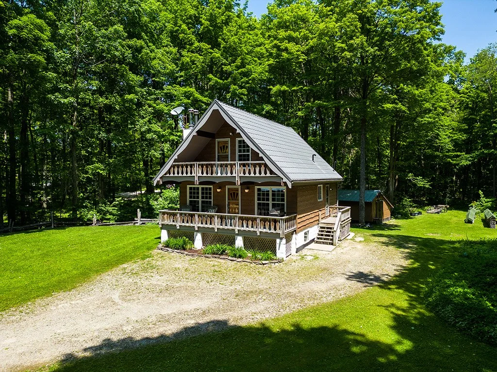 495115 Grey Road 2 MLS and Web 009.jpg