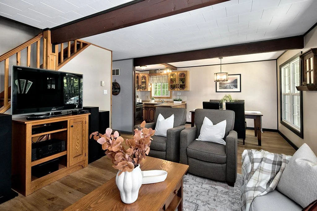 495115 Grey Road 2 MLS and Web 016.jpg