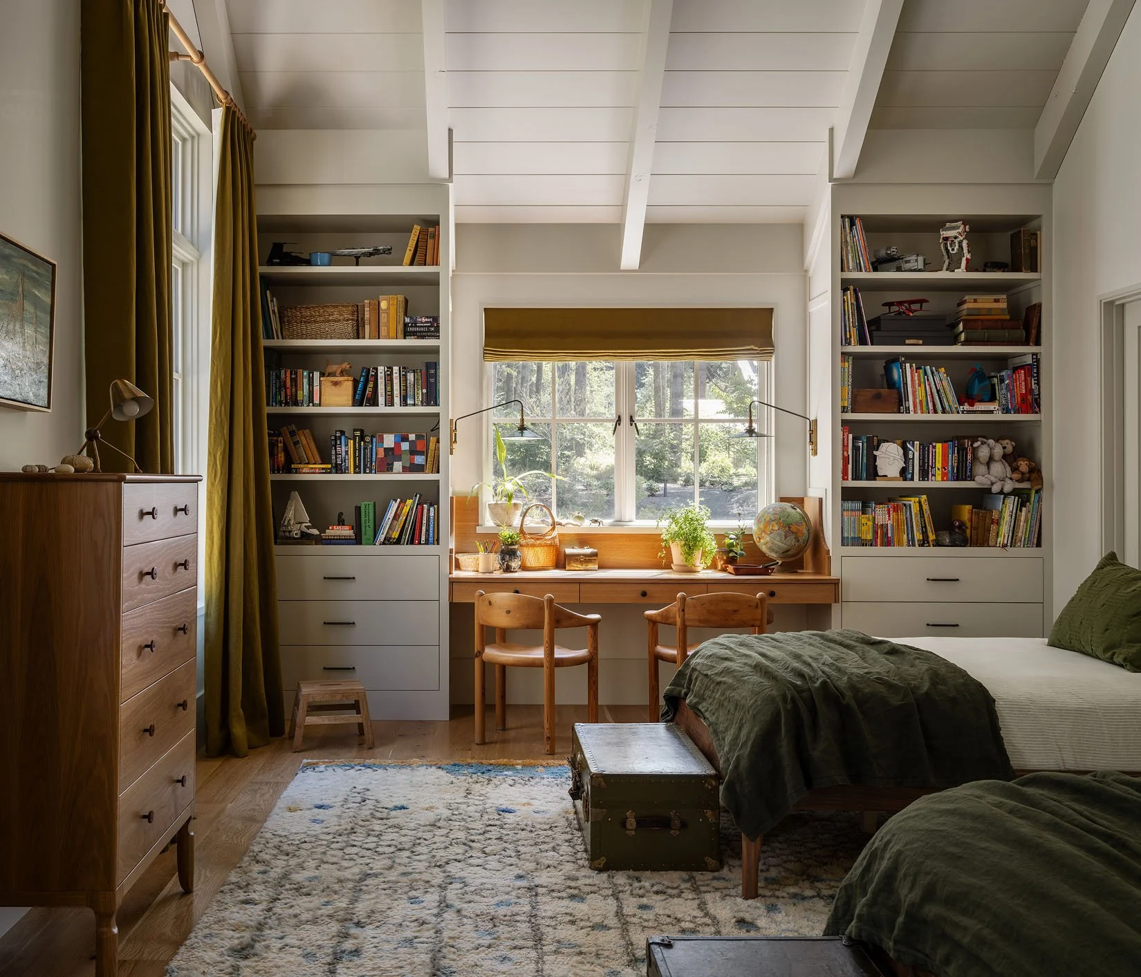 33_boy's bedroom_jhid-foresthouse-127x.jpg