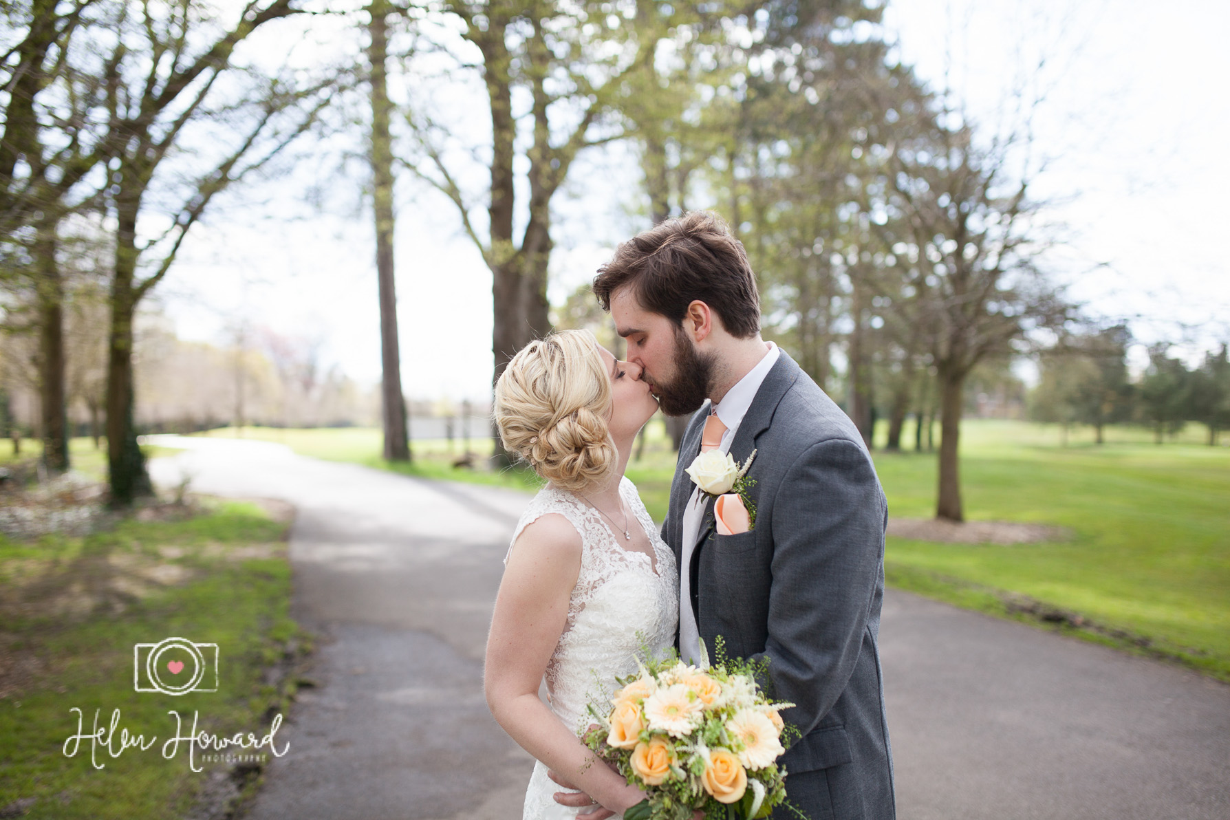 Aldwickbury PArk Golf Club Wedding Photography-6.jpg