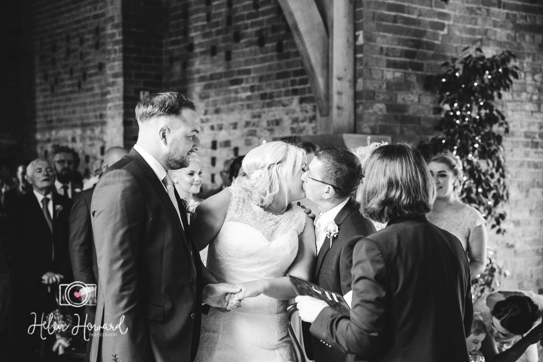 Shustoke Farm Barns Wedding Photography by Helen Howard-17.jpg