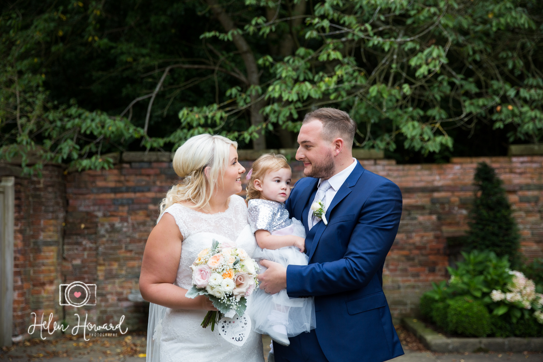 Shustoke Farm Barns Wedding Photography by Helen Howard-26.jpg