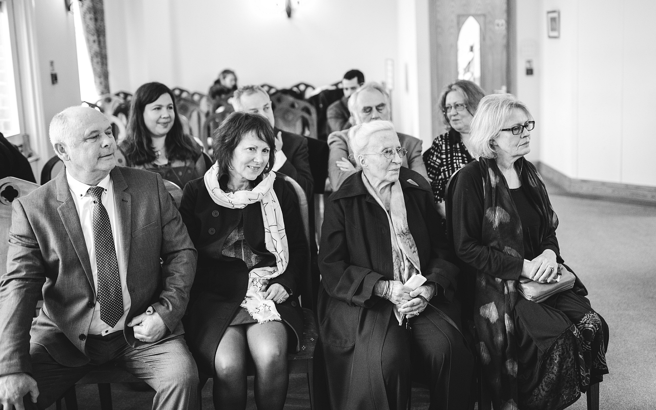 St Albans Register Office Wedding Photography by Helen Howard 031 (Sheet 31).jpg