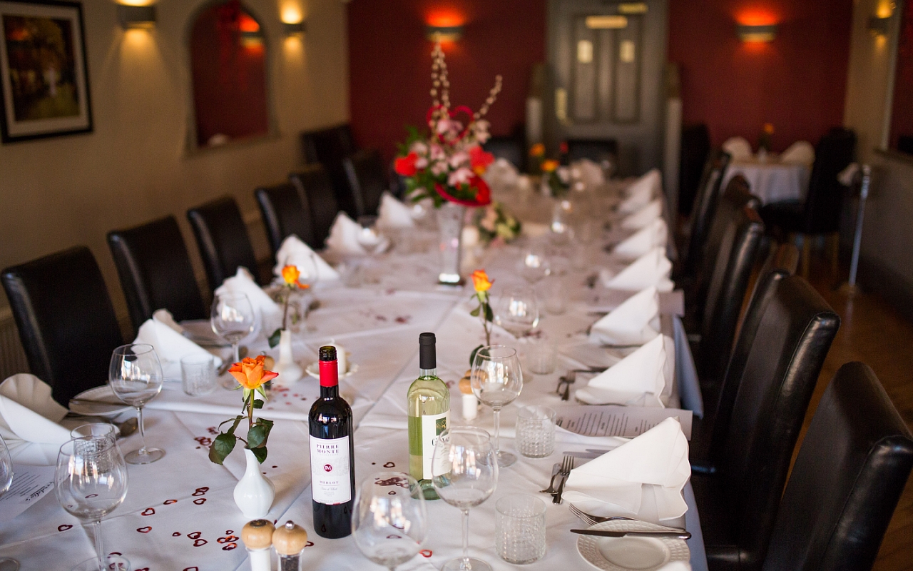 St Albans Register Office Wedding Photography by Helen Howard 073 (Sheet 73).jpg