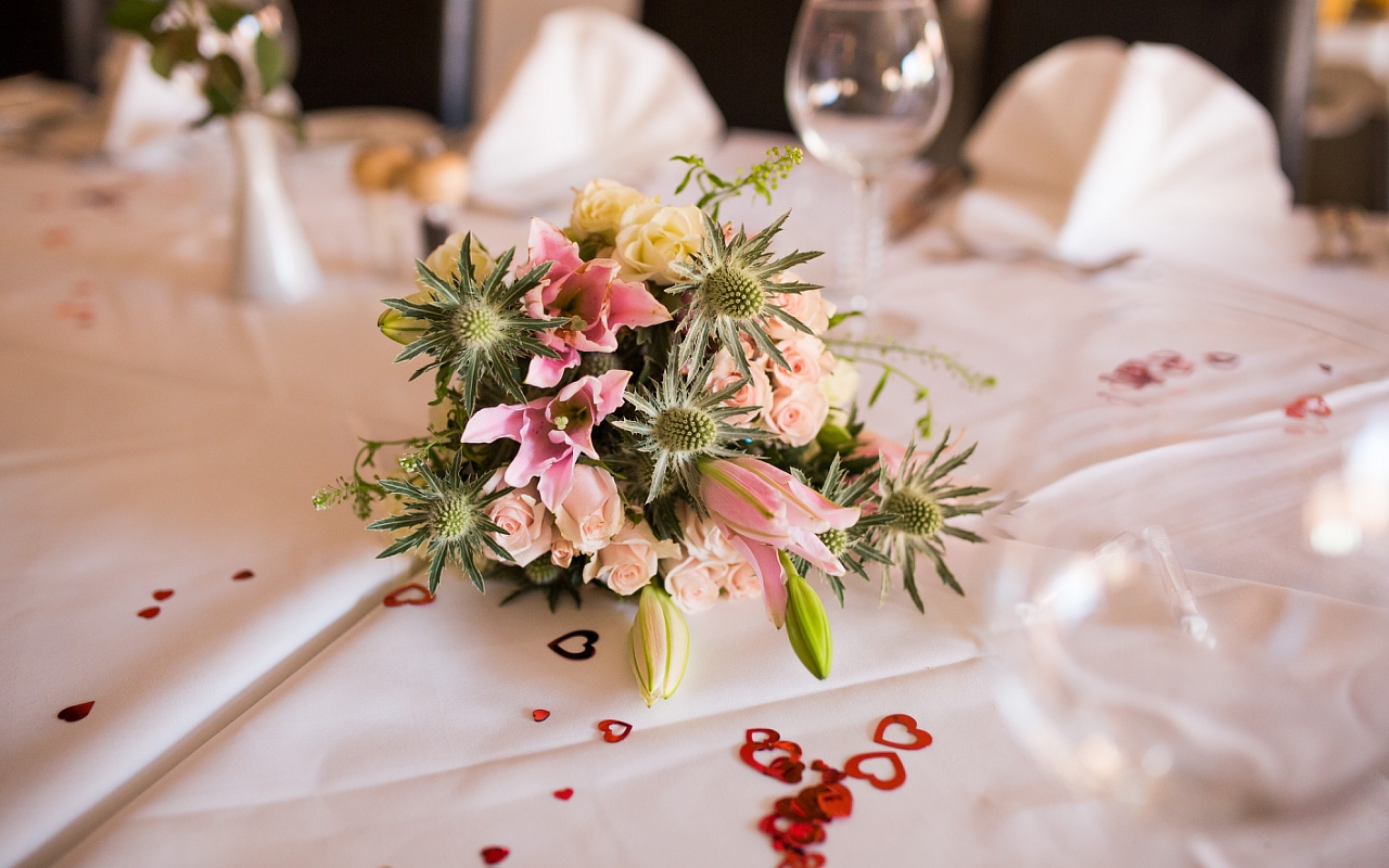 St Albans Register Office Wedding Photography by Helen Howard 074 (Sheet 74).jpg