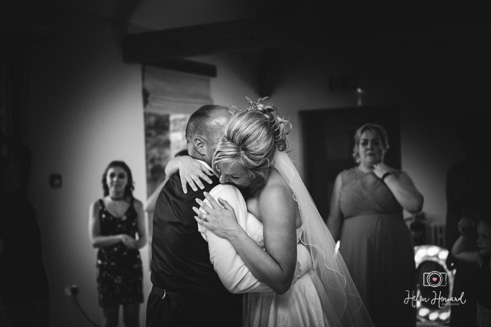 Barn-Wedding-in-somerset-839.jpg