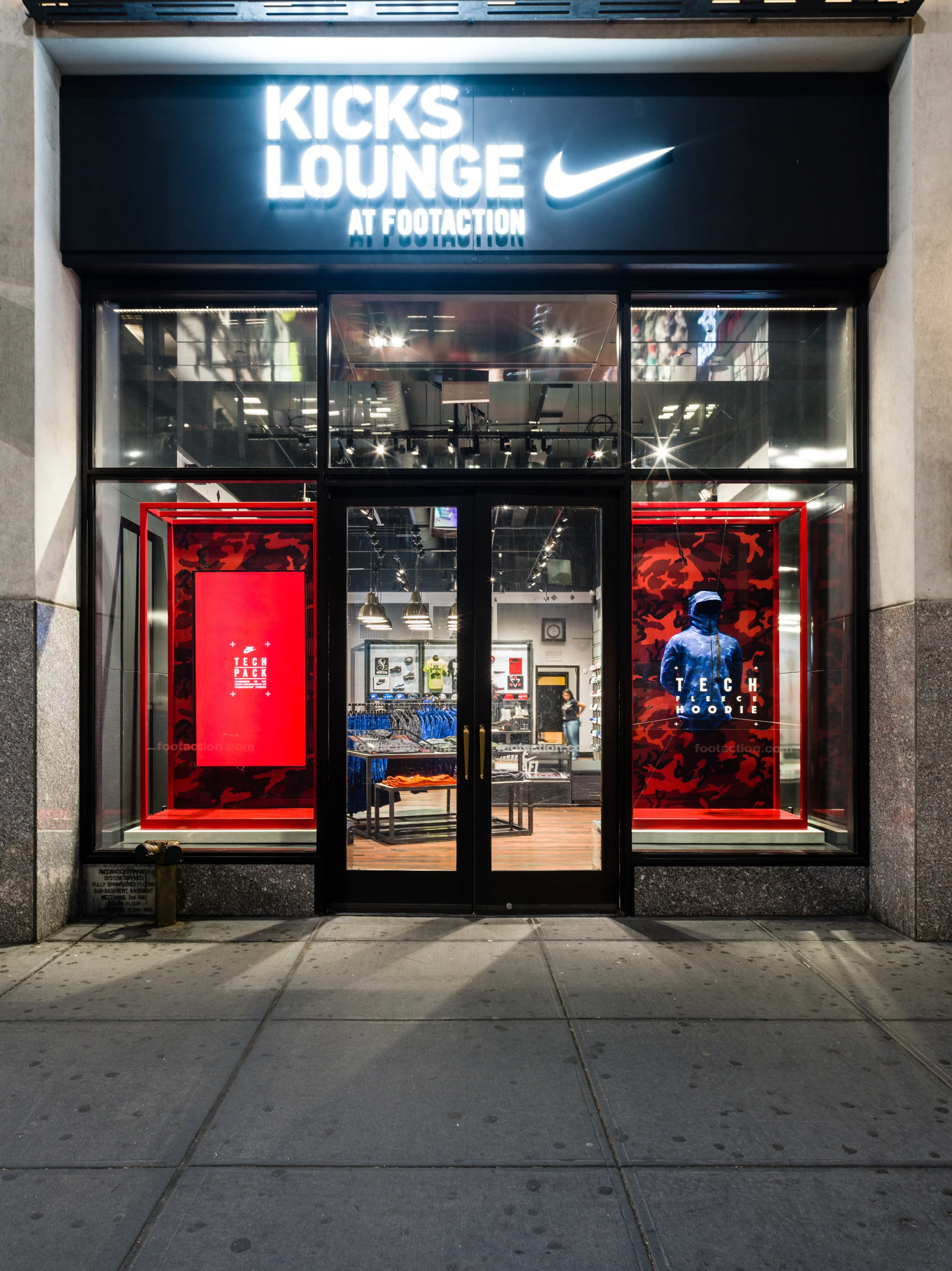 20150901_nike_teckpack_kickslounge_0007230.jpg
