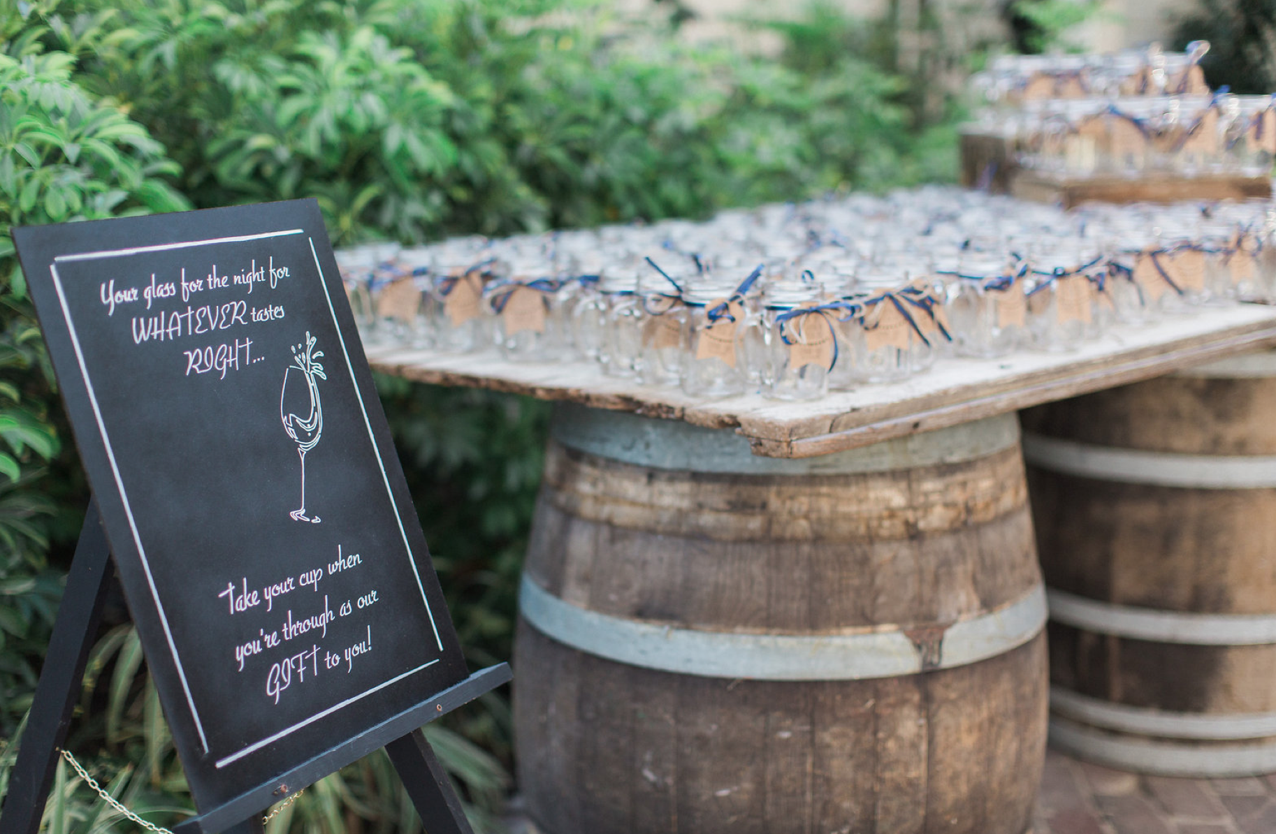 DRINKING GLASS FAVORS