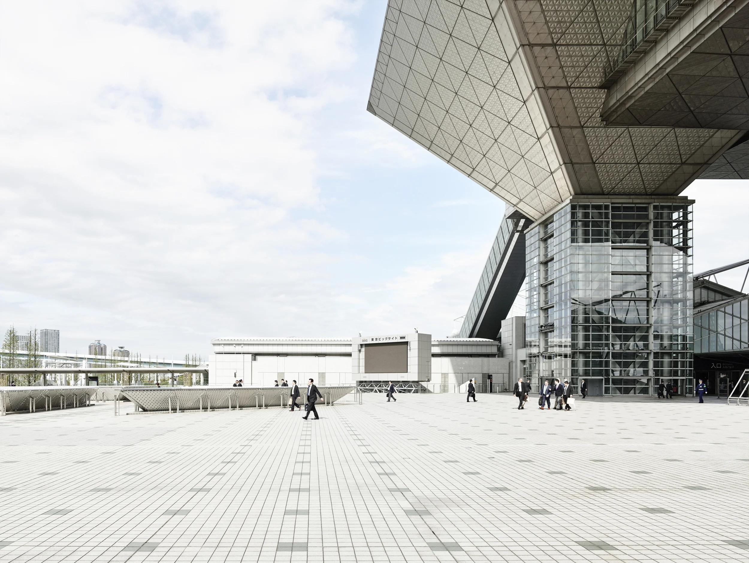 CF062728_V2.jpg