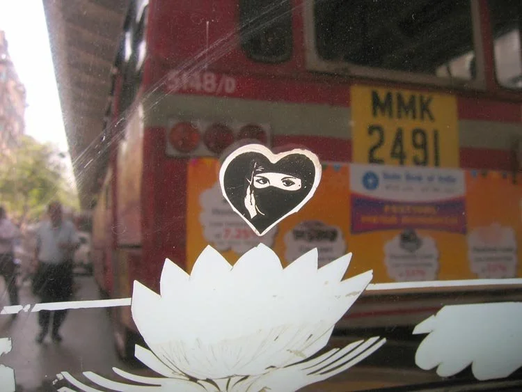 2004-bombay—50q.jpg