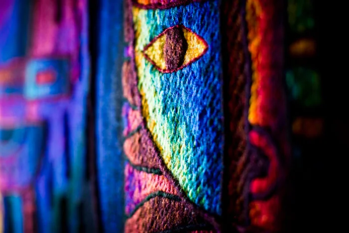 Maximo-Laura-Tapestry-detail.jpg