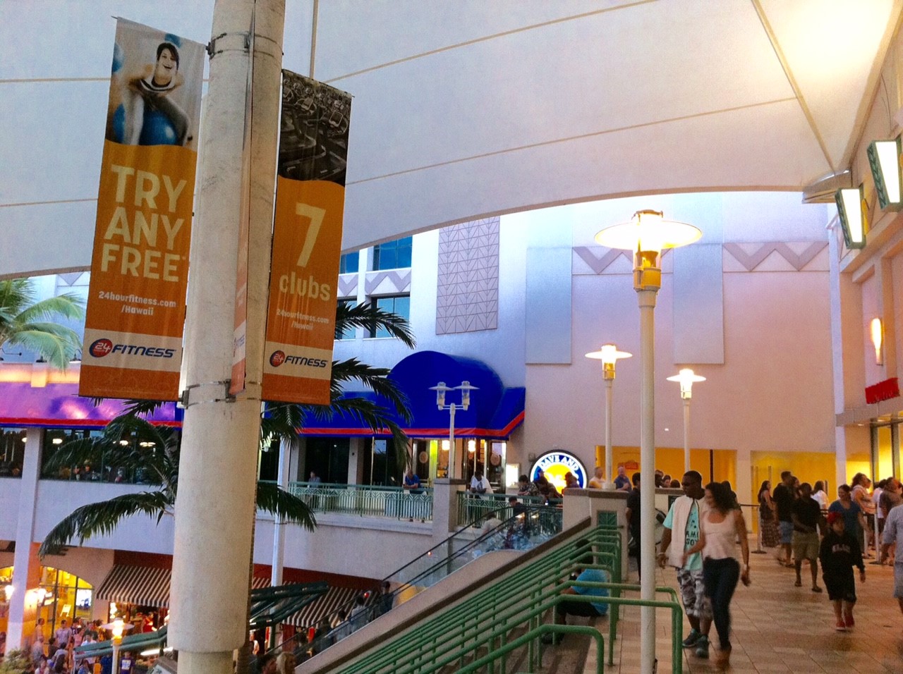 Mall Banners