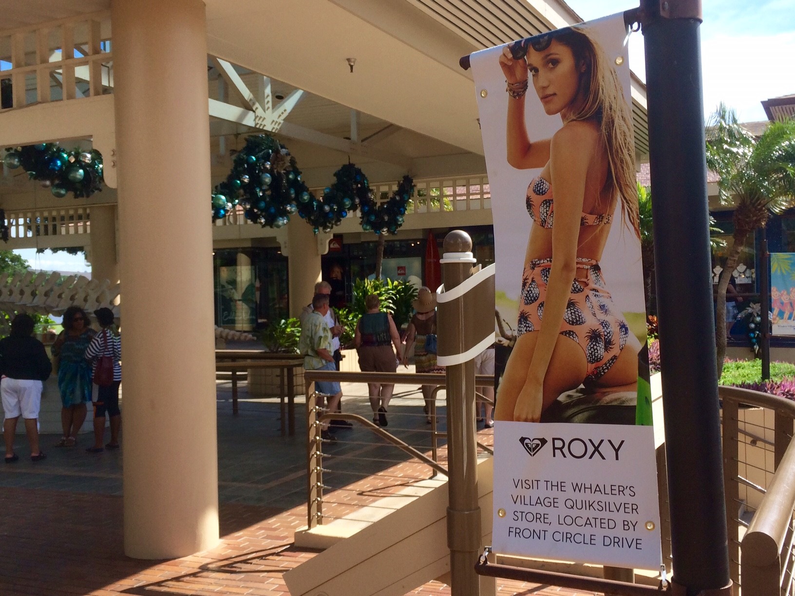 Mall Banners