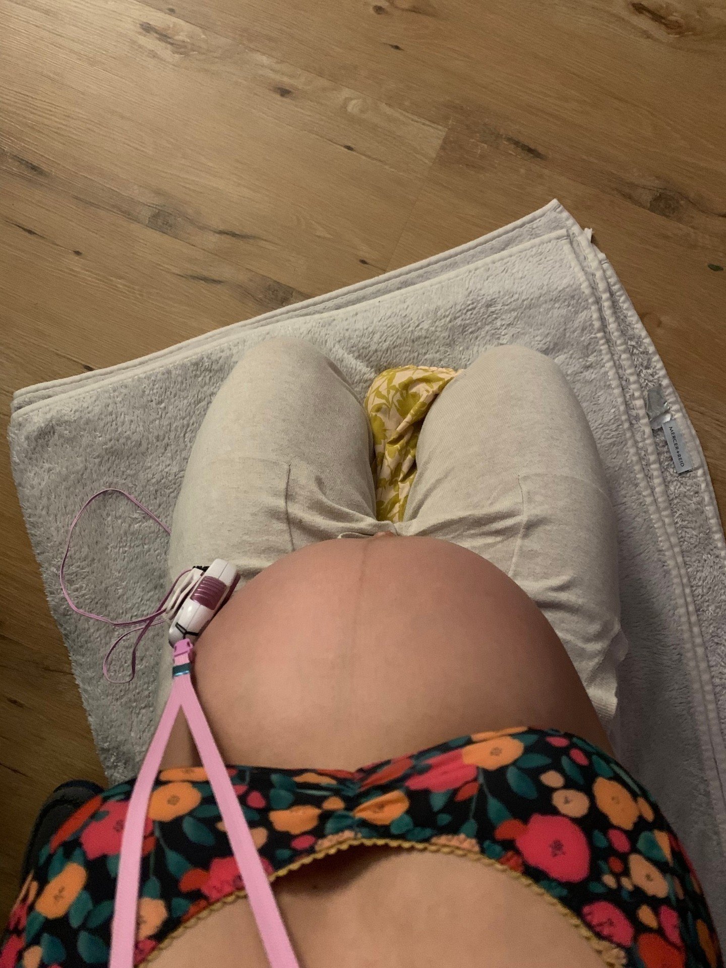 🌟 Get ready to conquer labour like a boss! 🌟 

Wondering how a TENS machine works its magic during childbirth? 🤔💪 Let's break it down: TENS competes for your attention, dialling down the pain perception and keeping you focused. But that's not all