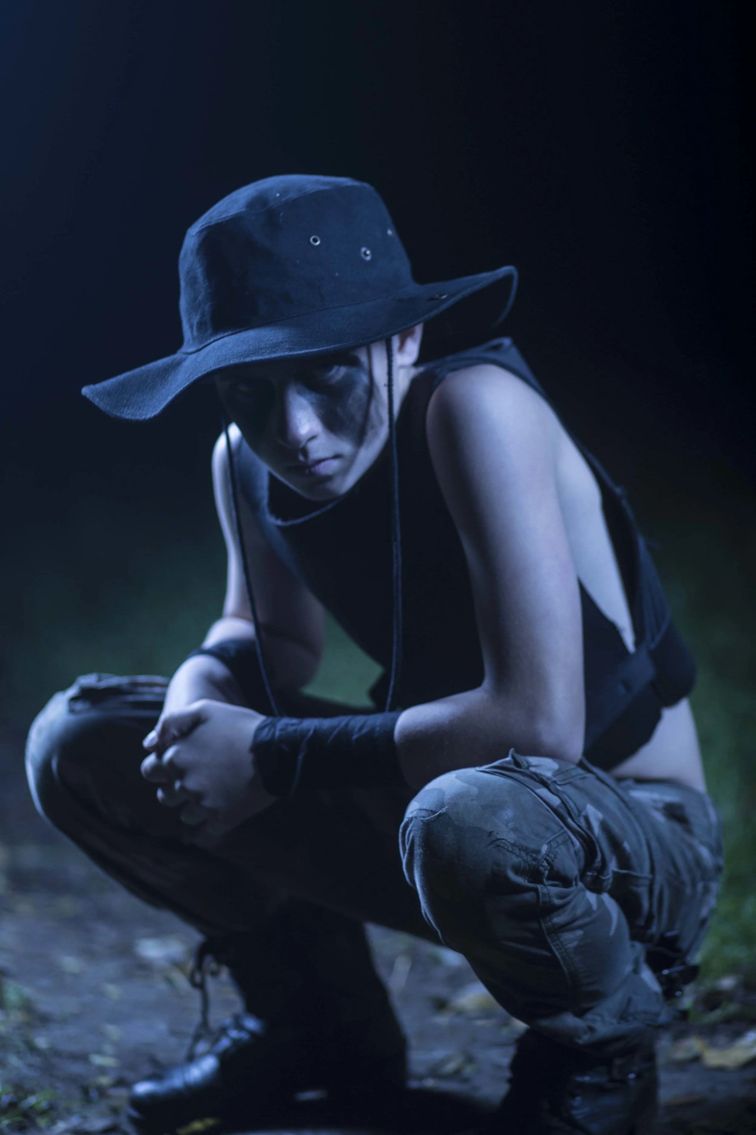 Troy crouched close.jpg