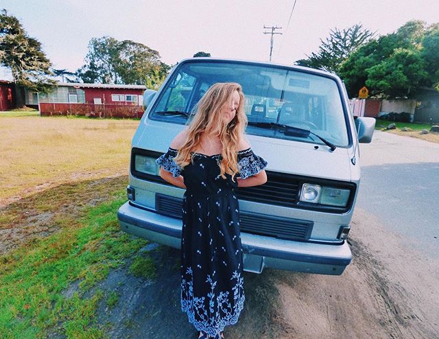 she was free in her wildness. she was a wanderess, a drop of free water. she belonged to no man and no city 🌙