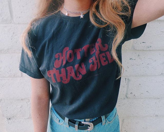 stoked to be interning for the fashion magazine @cfashionista this summer ✨can't wait to create more awesome content for y'all! this was only a dream for me three years ago when I first started #theemilylook
