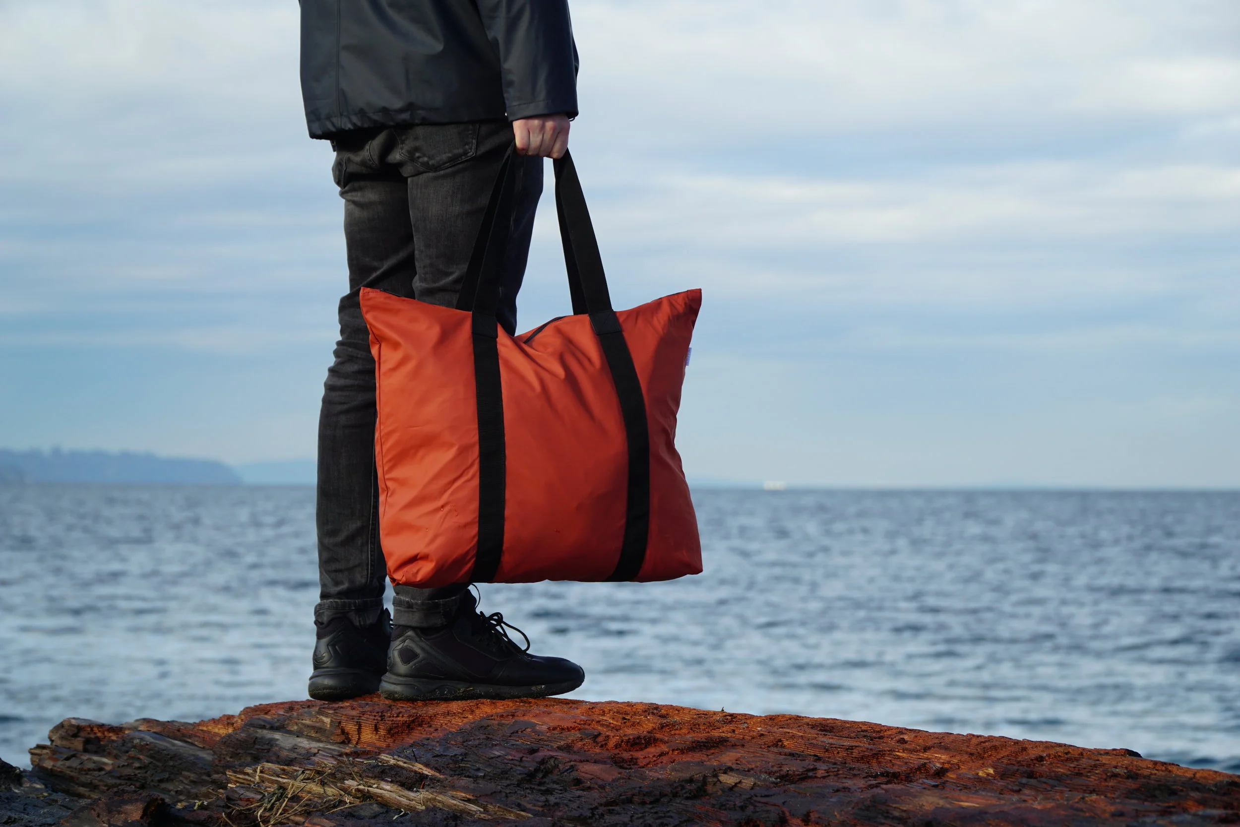 Travel Tips: Checking A Bag VS Carry-On