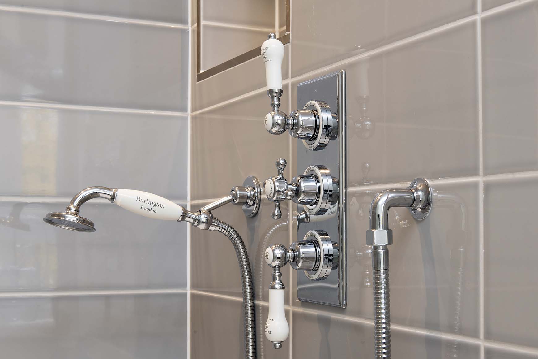 Cheyne Gardens Shower 7a.jpg