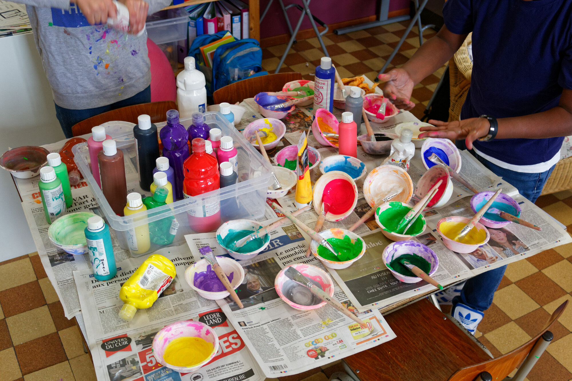 En la escuela: de los trabajos manuales al arte