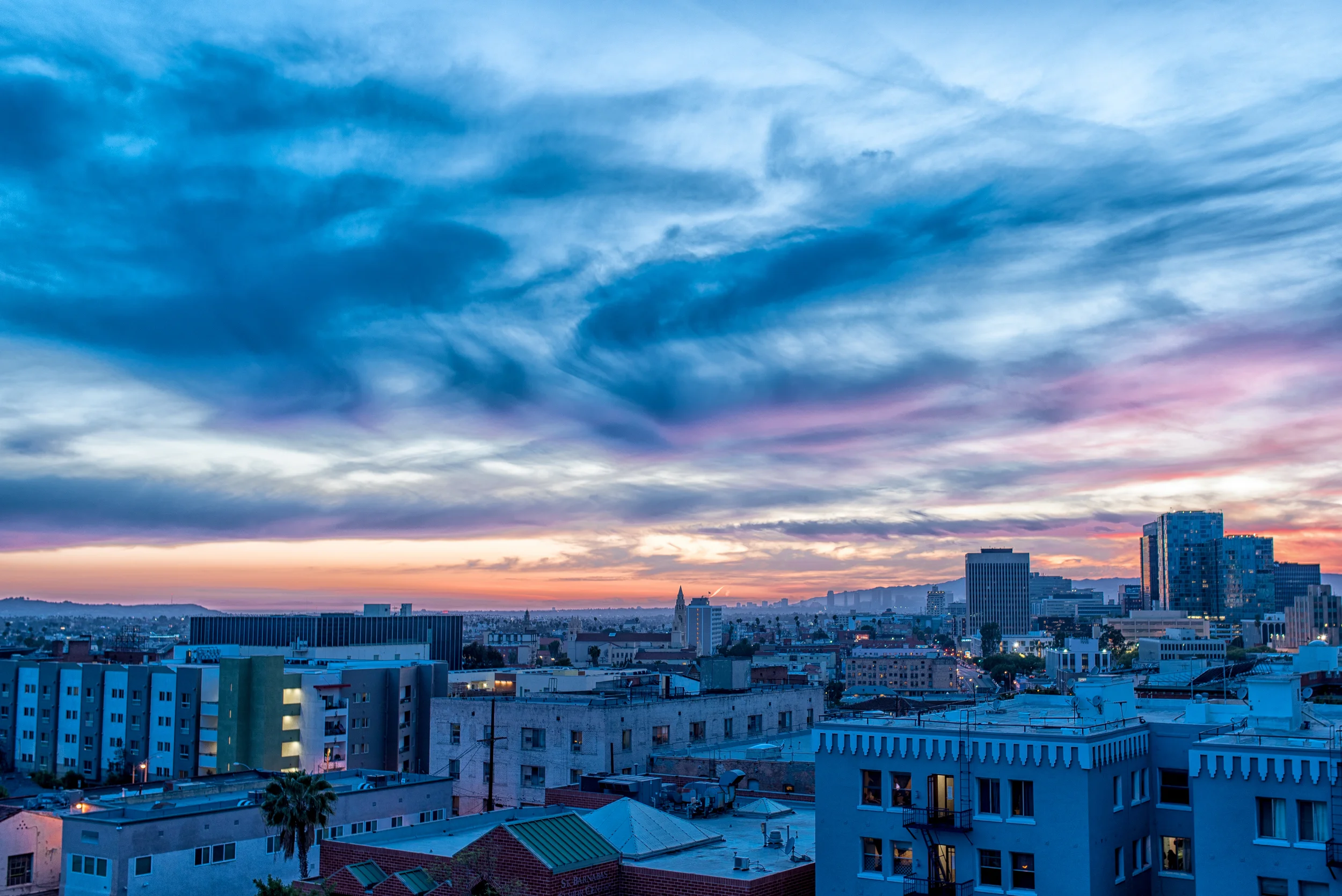 2424_Apr2016_Sunset_Crispy-2.jpg