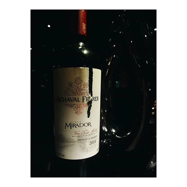 🍷malbec 👌🏼 shiiiiiilings &pound;&pound; delicious 🍇

#wine #vino #monday #tower42 #delicious