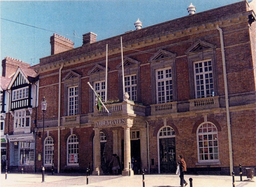 1991: Abbey Gates Shopping Centre, Evesham