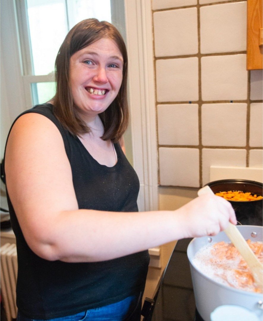 Helen cooking at Healthy Eating Club