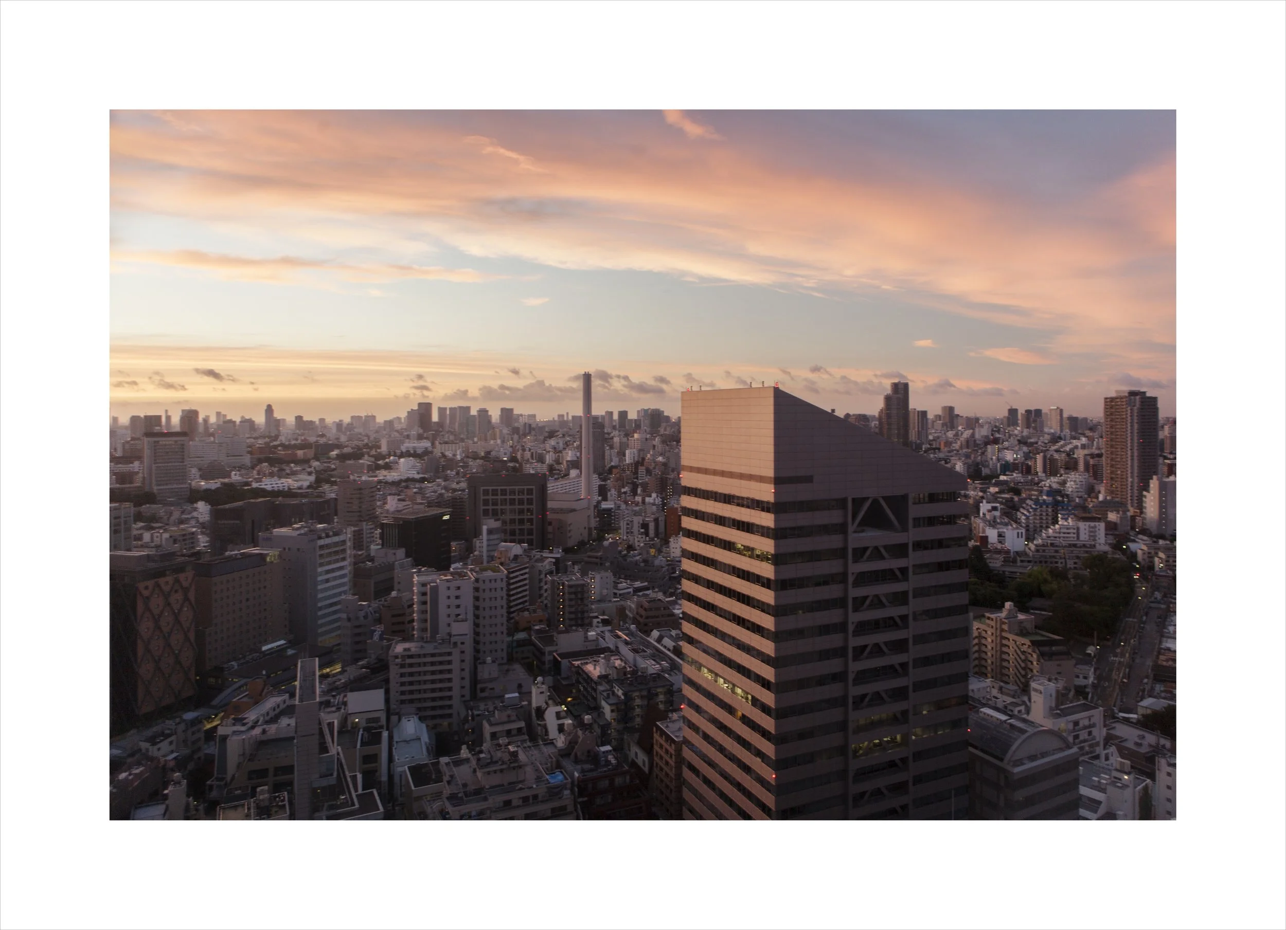 GhostAtlas_20.Tokyo Dreamer City.jpg