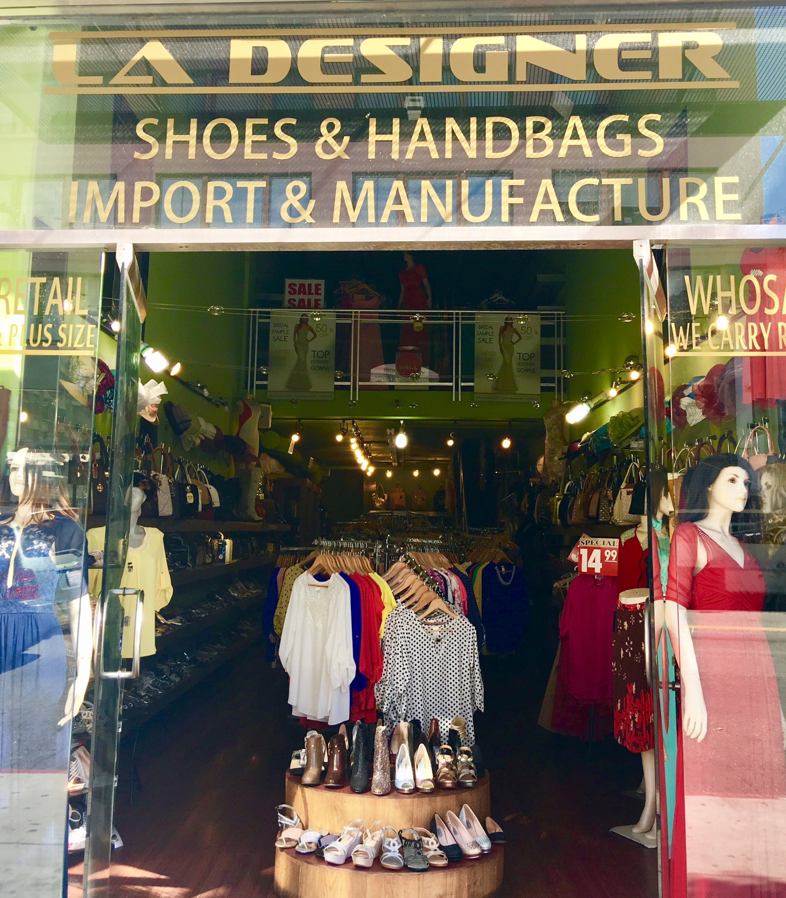 Astrid Solo Travel Advisor - LA Fashion District