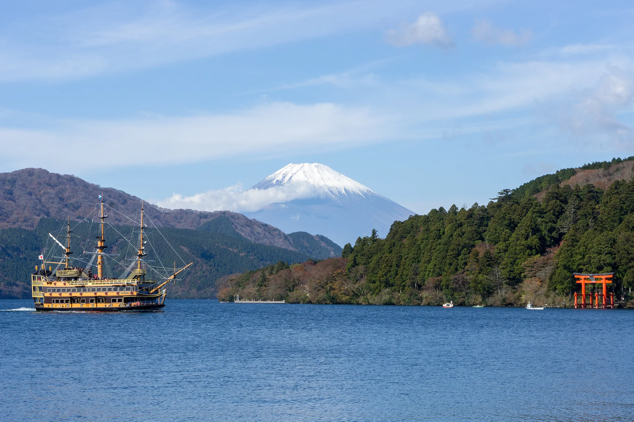 Hakone Pirate Ship photo by Callum Shell via flickr.